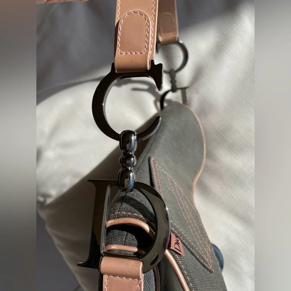 Christian Dior Saddle Bag - Picture 6 of 14